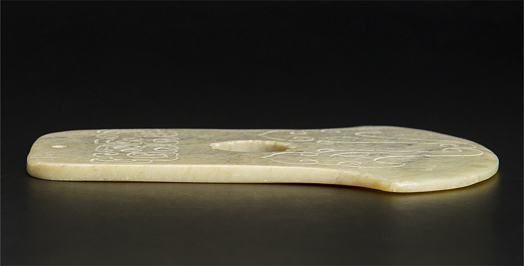 中国骨董品　羊脂玉扳指　心経文彫刻　大変レアな逸品 中国骨董品 羊脂玉扳指 心経文彫刻 大変レアな逸品 中国骨董