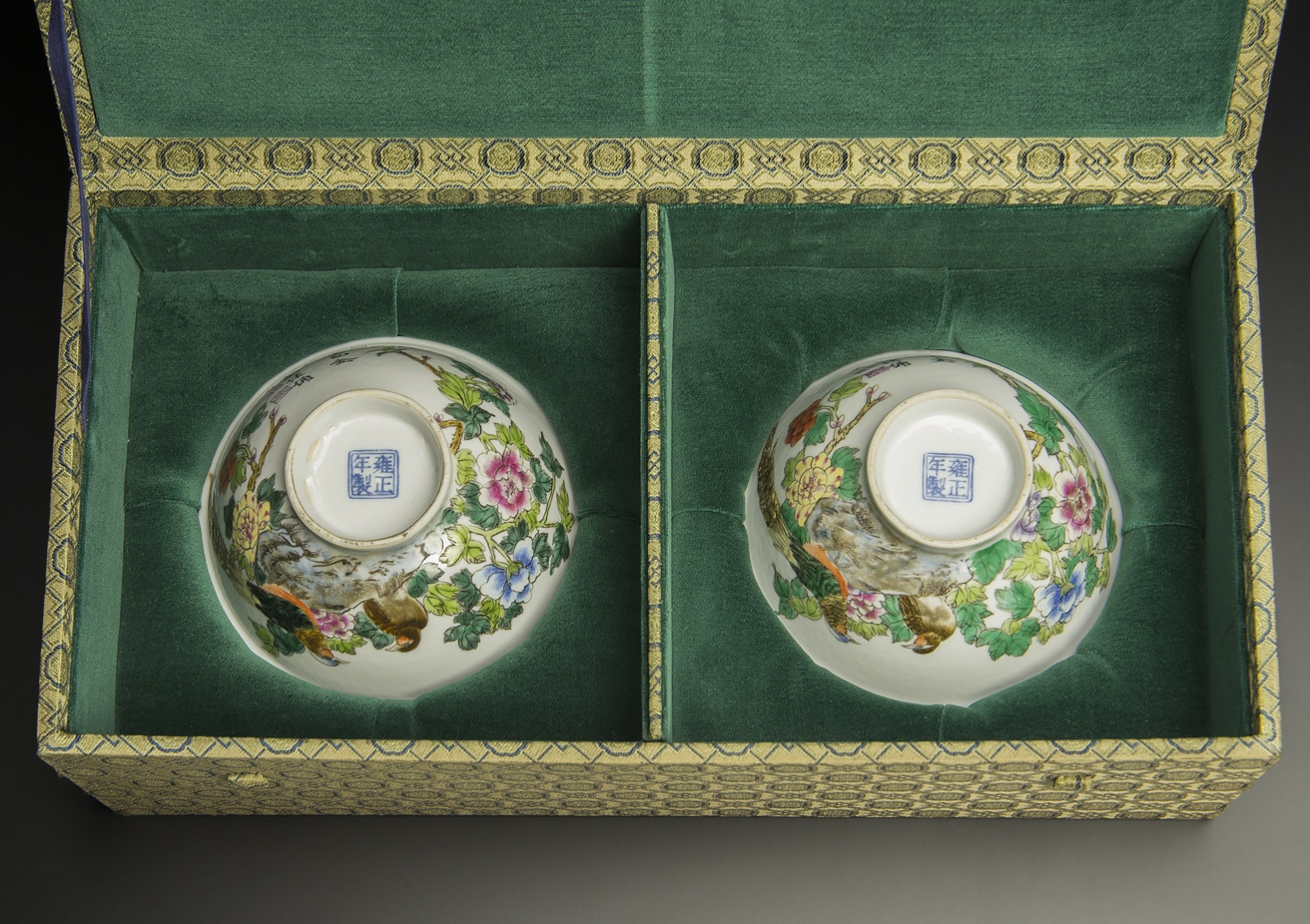 清 粉彩花鳥紋碗 中国 古美術