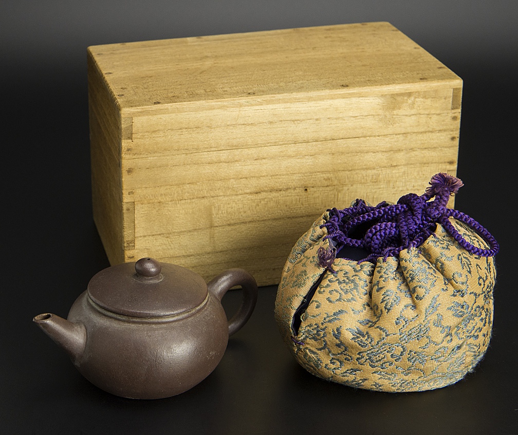 安い，人気セール】 墨縁斎款紫泥壺 中国 古美術