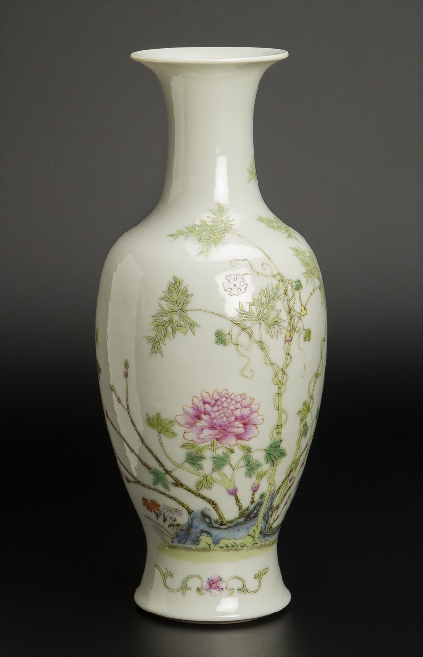 民国 粉彩花卉纹瓶 洪宪年制款 共箱 中国 古美术