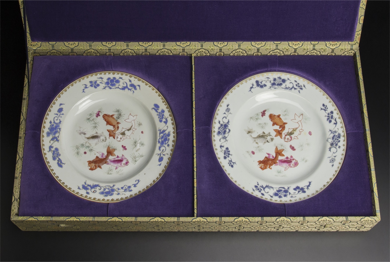 清粉彩金魚紋盤二件中国古美術| JChere雅虎拍卖代购